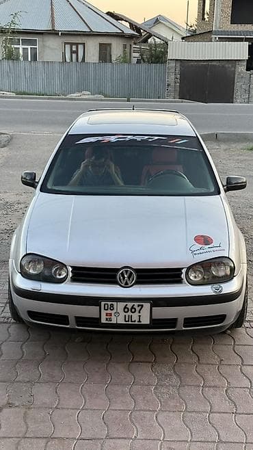 качан: Volkswagen Golf: 2000 г., 2 л, Кол менен иштөөчү, Бензин, Хетчбек — 1