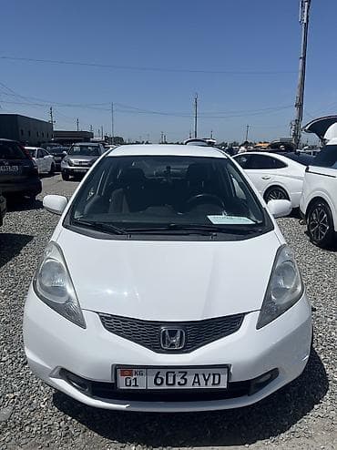 toyota comry: Honda Jazz: 2010 г., 1.4 л, Робот, Бензин, Хэтчбэк — 1
