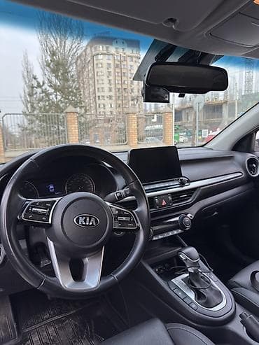 mersedes e320: Kia K3: 2021 г., 1.6 л, Бензин, Седан — 5