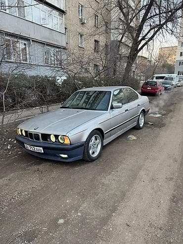 меняю сапок: Капот BMW, Оригинал — 3