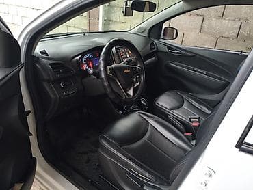 1g ge: Chevrolet Spark: 2017 г., 1 л, Автомат, Бензин, Хэтчбэк — 3