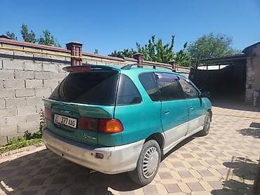 Toyota Ipsum: 1996 г., Бензин, Минивэн