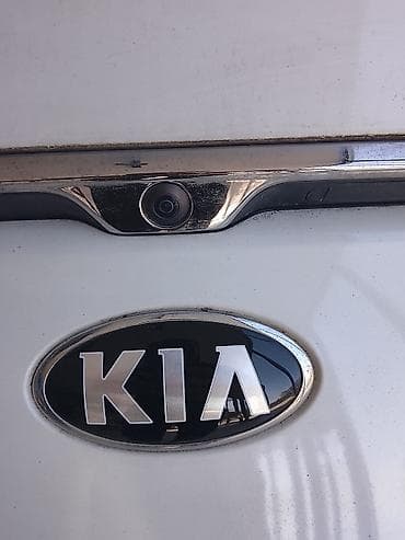 kia stringer: Крышка багажника Kia, 2018 г., Оригинал — 2