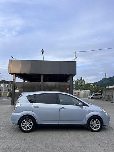Toyota Corolla Verso: 2006 г., 1.8 л, Робот, Бензин, Минивэн — 5