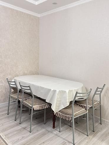 Квартиры: Планировка и отделка Мебель и оснащение - Диван, подушки, ковры. - — 8