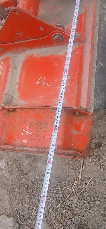 Сатылат кубота 180 узуну баасы 100 мин аз маз тушуп берем келишебиз