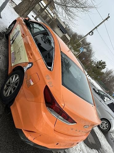 haval h3: Hyundai Sonata: 2019 г., 2 л, Автомат, Газ, Седан — 4