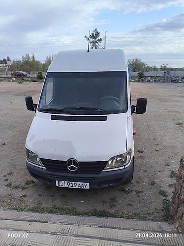 установка кондиционеров авто: Легкий грузовик, Mercedes-Benz — 8