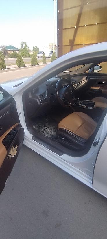 rx 2016: Lexus ES: 2019 г., 2.5 л, Типтроник, Гибрид, Седан — 5