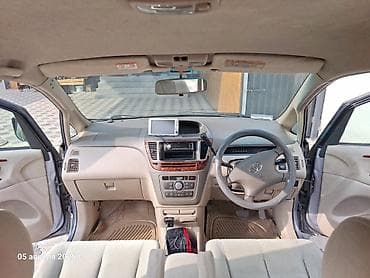 e star: Toyota Nadia: 2001 г., 2 л, Автомат, Бензин, Минивэн — 8