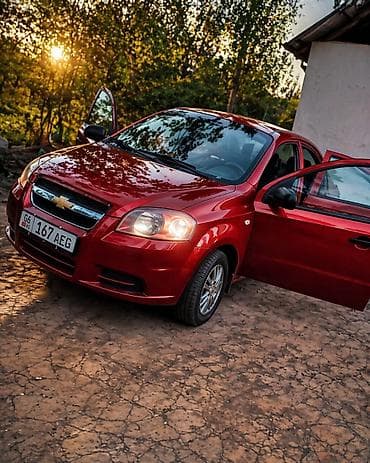 Chevrolet Aveo: 2007 г., 1.2 л, Механика, Бензин, Седан
