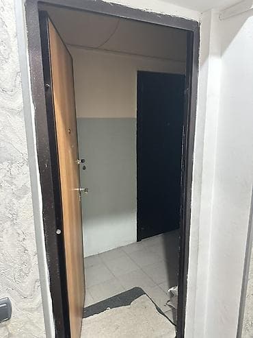 4 комнаты: 42 м², С мебелью — 3