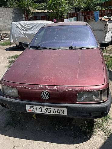 Унаа: Volkswagen Passat: 1990 г., Седан — 1