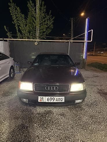 Audi 100: 1993 г., 2.6 л, Ручные, Газ, Седан