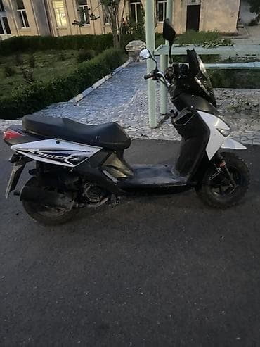 китай скутер: Тип скутера 150 куб. см, Бензин, Б/у — 3