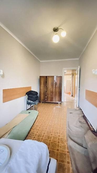 Недвижимость: 3 комнаты, 68 м², Филармония Сталинка, 2 этаж, Старый ремонт — 2