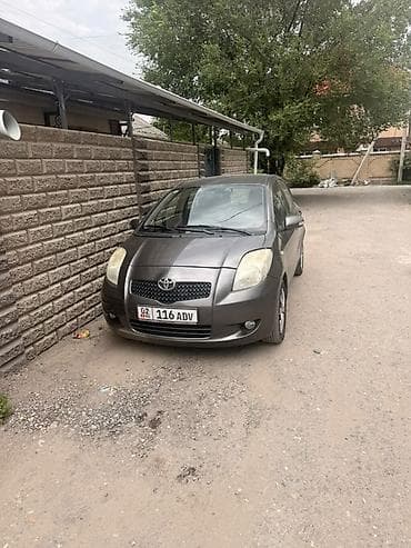 Унаа сатуу: Toyota Yaris: 2008 г., 1.3 л, Автомат, Бензин, Хетчбек — 1
