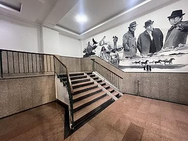 Квартиры: 2 комнаты, 106 м², Элитка, 2 этаж, Косметический ремонт — 7