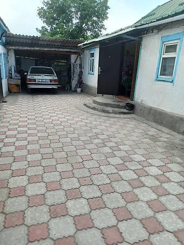 дом кут: Продаю саманный дом. Площадь - 44,5 кв.м — 2