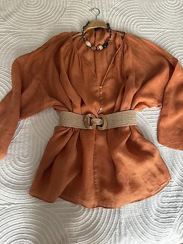 блузку: Та самая вещь, которая делает образ дорогим без усилий 🤎 ✔ Размер — 1