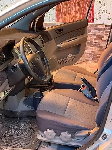 бюджетные авто: Продаётся автомобиль (хэтчбек/минивэн) с просторным и практичным — 2