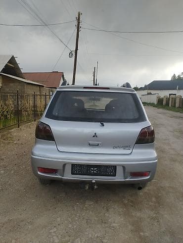 Унаа: Mitsubishi Outlander: 2003 г., 2 л, Кол менен иштөөчү, Бензин, Кроссовер — 6