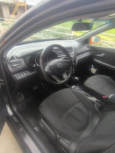 Kia Rio: 2011 г., Автомат, Бензин, Седан — 2