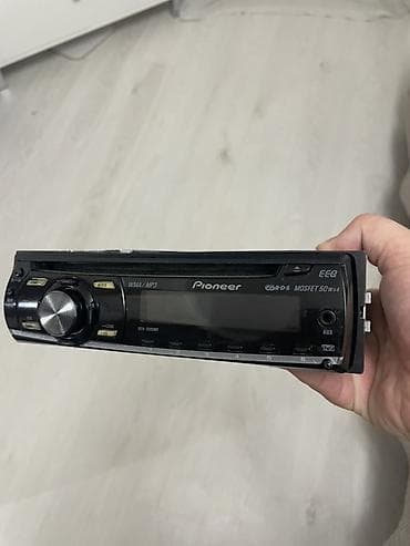 Автомобильная магнитола Pioneer DEH-2000MP. Полностью рабочая