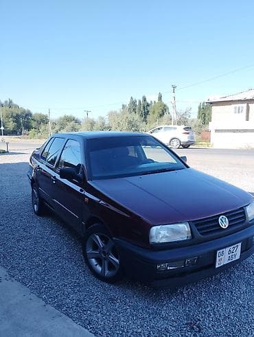 Унаа: Volkswagen Vento: 1992 г., Седан — 2