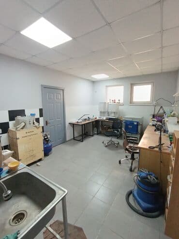 дордой 2 дом: Срочно продаю!!! Офис под любой вид Бизнеса в мкр Улан-2. 11 — 5