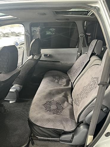 aion gac: Toyota Gaia: 2000 г., 2 л, Автомат, Бензин, Минивэн — 5