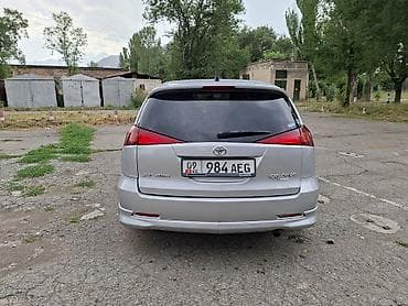 Toyota Caldina: 2004 г., 2 л, Автомат, Бензин, Универсал — 4