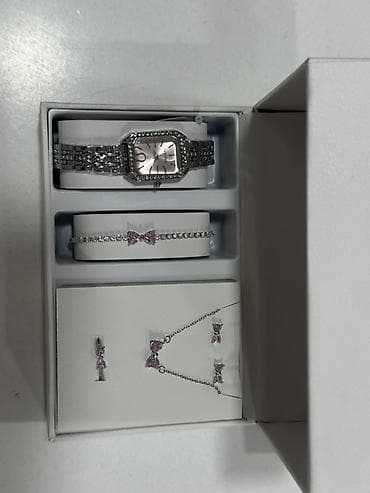 бижутерия бабочка: Подарочный набор женских часов и украшений в коробке. Вариант 1 — 3