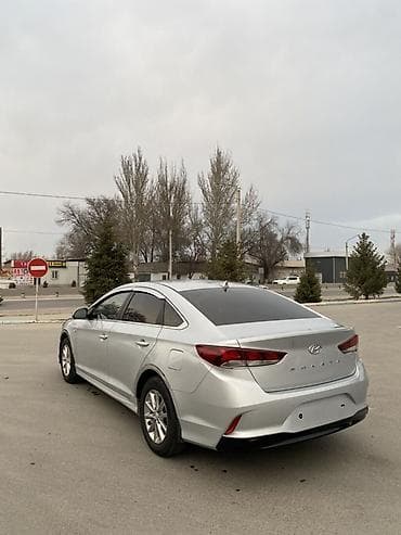 Транспорт: Hyundai Sonata: 2020 г., 2 л, Автомат, Бензин, Седан — 6