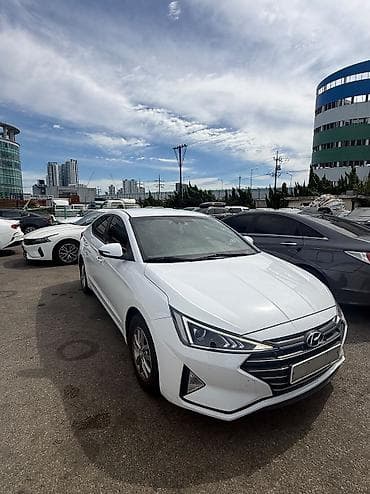 Hyundai Avante: 2019 г., 1.6 л, Вариатор, Бензин, Седан at lalafo.kg Hyundai Avante: 2019 г., 1.6 л, Вариатор, Бензин, Седан