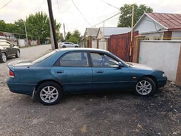 mazda 7: Mazda 626: 1993 г., 2 л, Бензин, Седан — 1