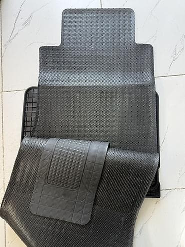 буфер колонки каракол: Накидка на панель Mercedes-Benz, цвет - Черный — 6