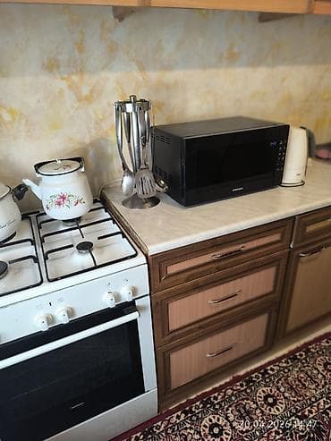 сдам кушетку: 2 комнаты, С мебелью полностью — 6