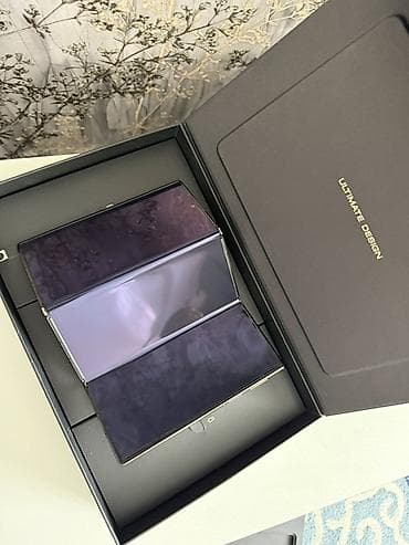 дисплей huawei: Huawei Mate X3, Новый, 512 ГБ, цвет - Черный — 1