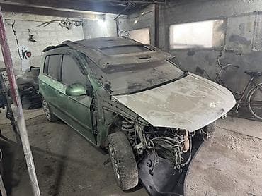 кия рио 2013: Hyundai Getz, хэтчбек, зеленый цвет, 5 дверей. Автомобиль частично — 2