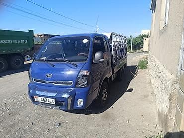 Унаа: KIA Bongo III (тоннажный малотоннажный бортовой грузовик) — 3