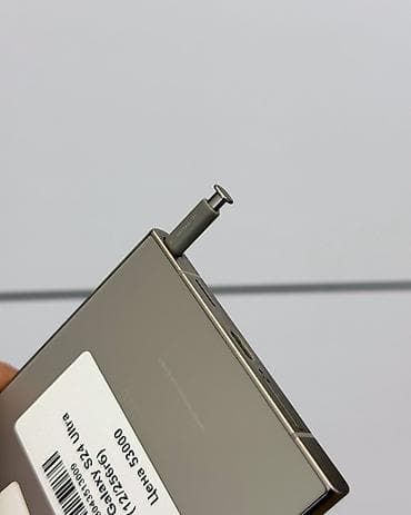microsoft surface: Samsung Galaxy S24 Ultra, Б/у, 256 ГБ, цвет - Серый, В рассрочку, 1 SIM, eSIM — 5