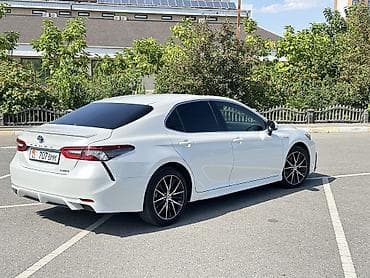 госномер сертифика: Toyota Camry: 2023 г., 2.5 л, Гибрид — 4