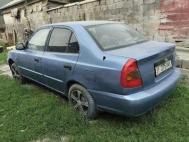 Hyundai Accent: 2005 г., 1.5 л, Кол менен иштөөчү, Бензин, Седан — 1