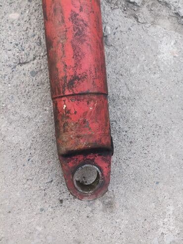 багажник пассат б4: Цилиндр от погрузчика состояние нормальное размер: 65см звоните или — 2