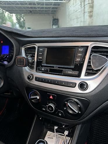 санато нюрайс: Hyundai Solaris: 2021 г., 1.6 л, Автомат, Бензин, Седан — 6