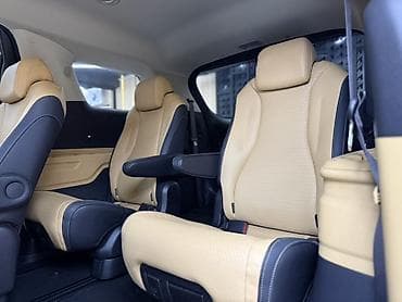 Kia Carnival: 2022 г., 2.2 л, Автомат, Дизель, Минивэн — 10