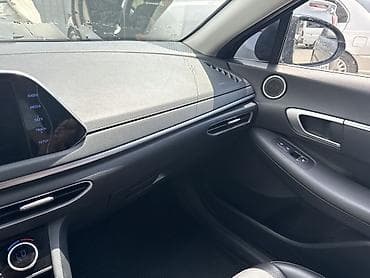 Hyundai Sonata: 2022 г., 2 л, Гибрид, Седан — 3