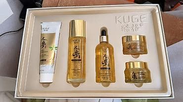 Подарочный набор ухода за кожей KUGE с женьшенем — 5 предметов at lalafo.kg Подарочный набор ухода за кожей KUGE с женьшенем — 5 предметов