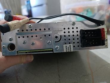 6: Автомобильные магнитолы Описание: - Две головные станции формата — 5